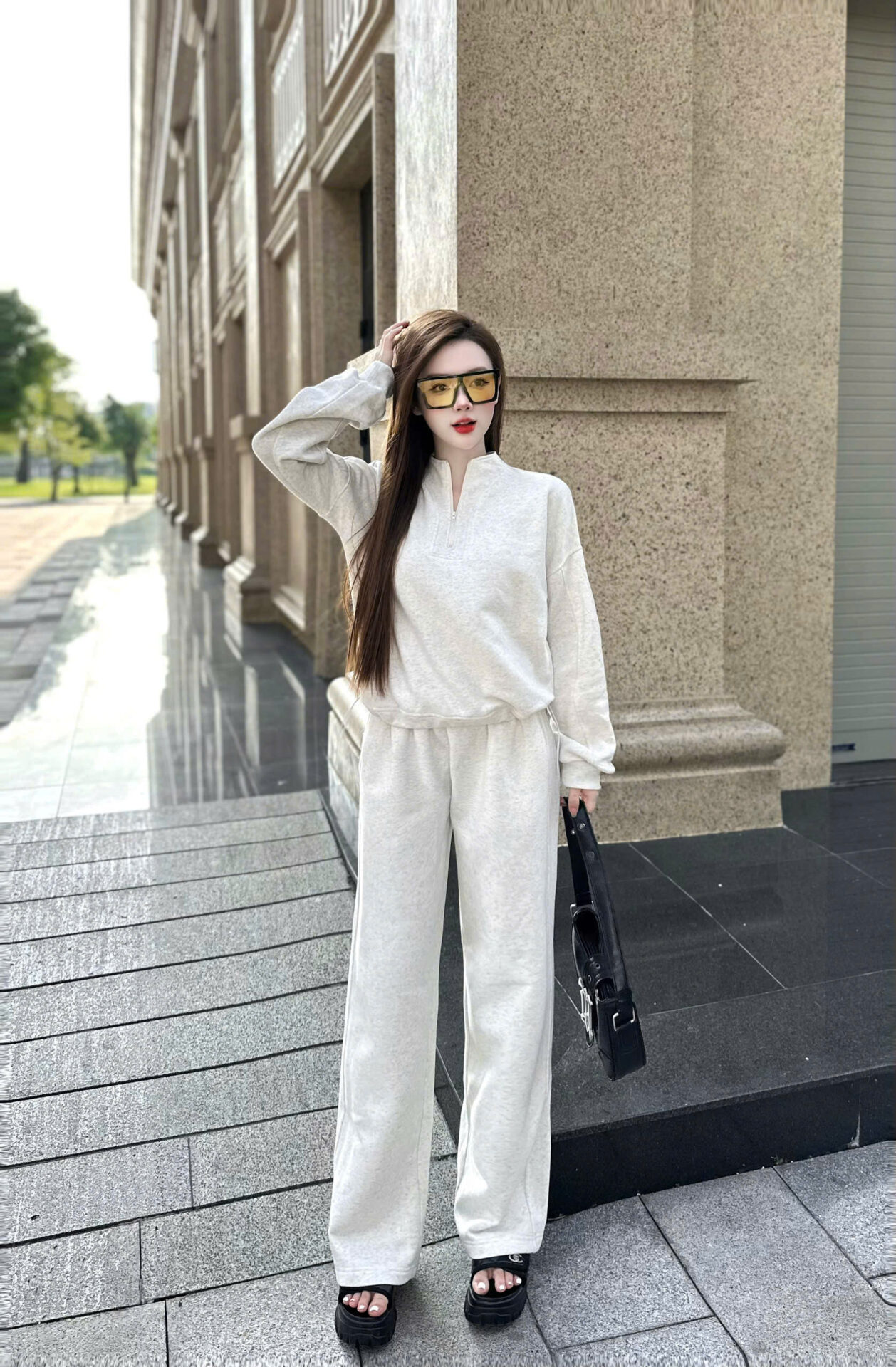 Bộ Nỉ Bông Nữ Cổ Tàu Dây Rút Gấu Quần