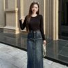 Chân Váy Jeans Dáng A Can Thân Trước Có Diềm Trang Trí