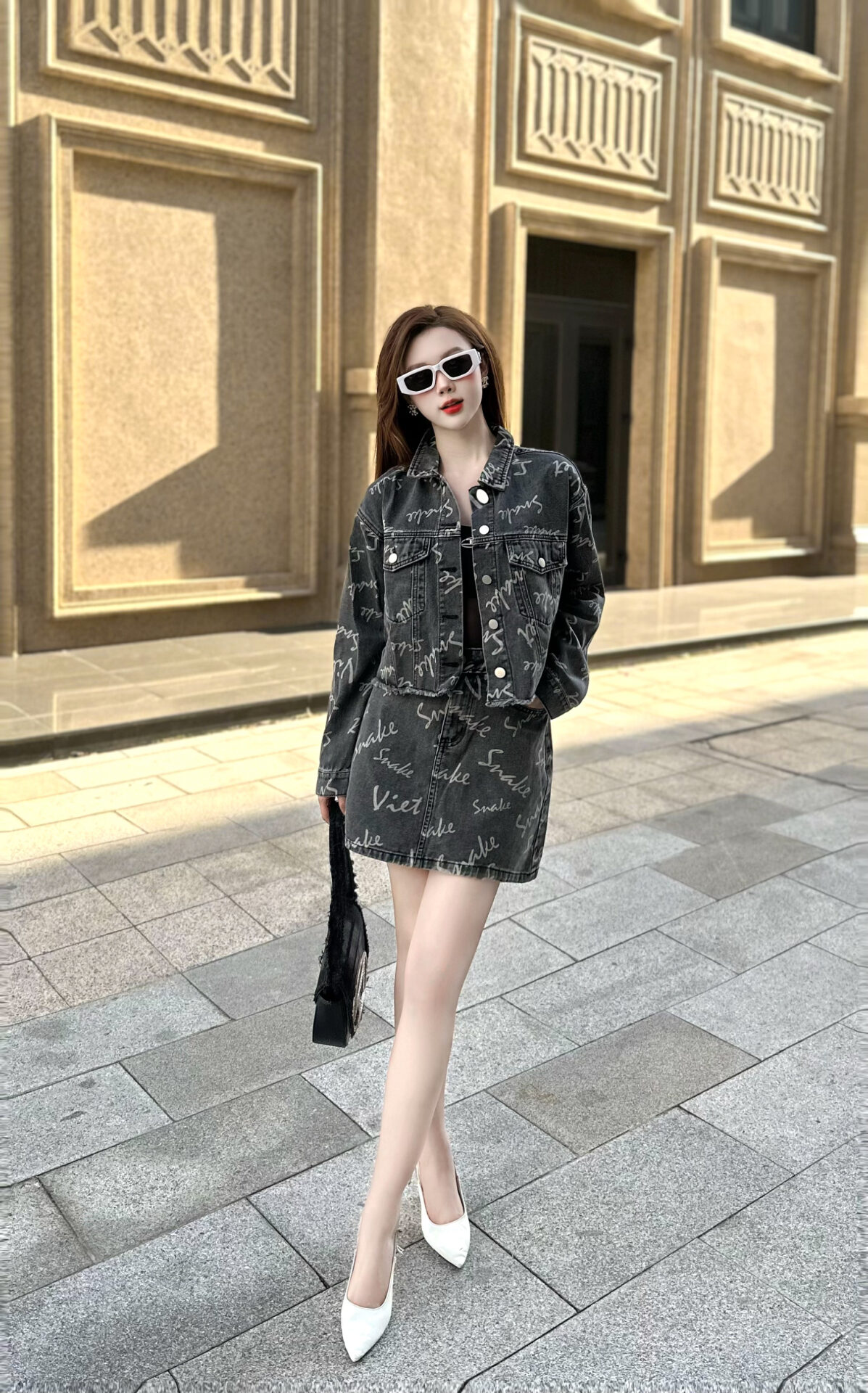 Chân Váy In Tràn Chữ Snake Cực Chất