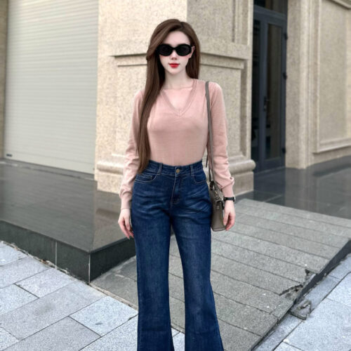 Áo Len Nữ Cổ Tim Dài Tay Mỏng Basic