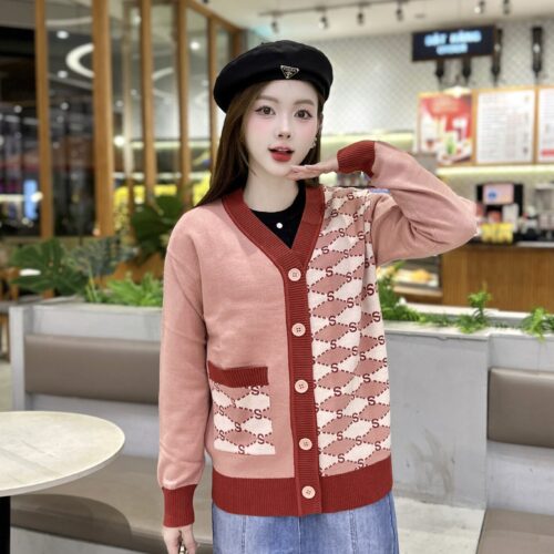 Alternative view of Áo Cardigan Unisex Họa Tiết Chữ S