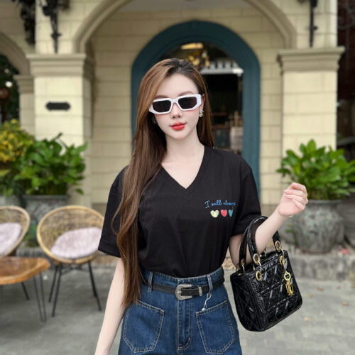 Áo Cộc Cổ Tim Tay Gập In Ngực