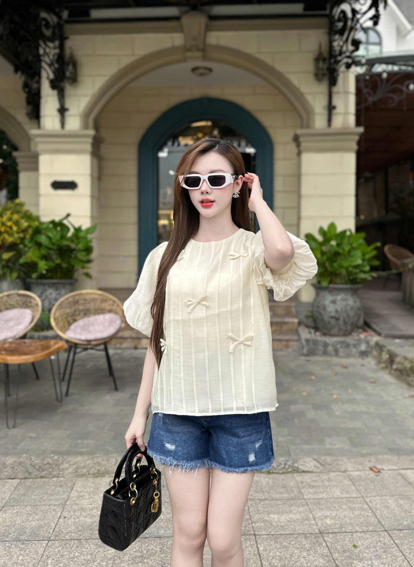 Quần short nữ rách tua gấu - Ảnh 4